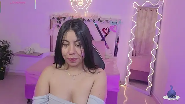 ZURY_TAY's cam snapshot