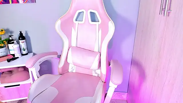 Athenea__fox's cam snapshot