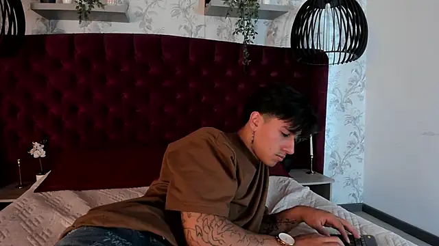 Andy_Joy_'s cam snapshot