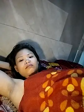 LinhNa999 live sex cam