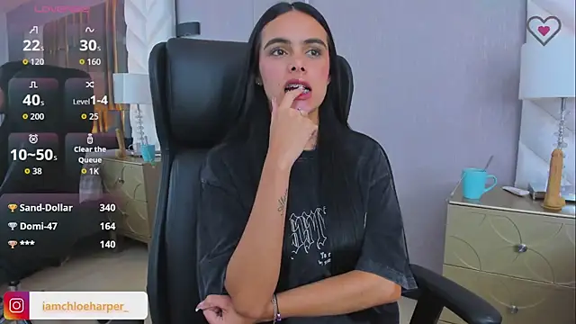 ChloeHarper_ live sex cam