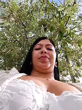 Pp-ari4na03's cam snapshot