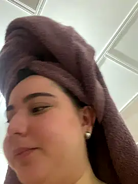 LunaGil1's cam snapshot