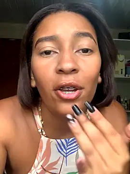 Crisschiavo live sex cam