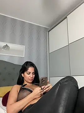 _adelle live sex cam