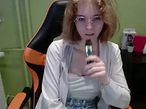 juicyPenny's cam snapshot