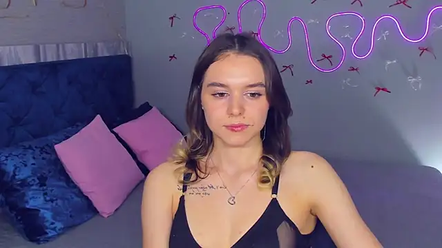 EmelyMason's cam snapshot