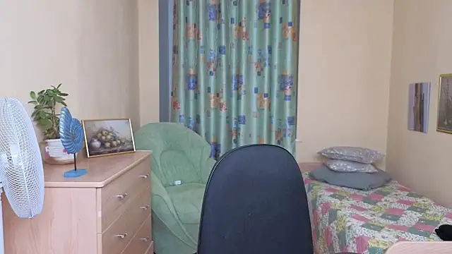 Margo_Moll live sex cam