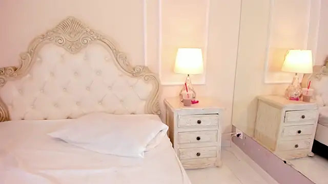 SamanthaPierce live sex cam