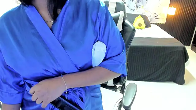 Ivy_16's cam snapshot