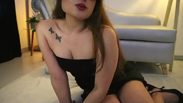 Daisha_Riley's cam snapshot