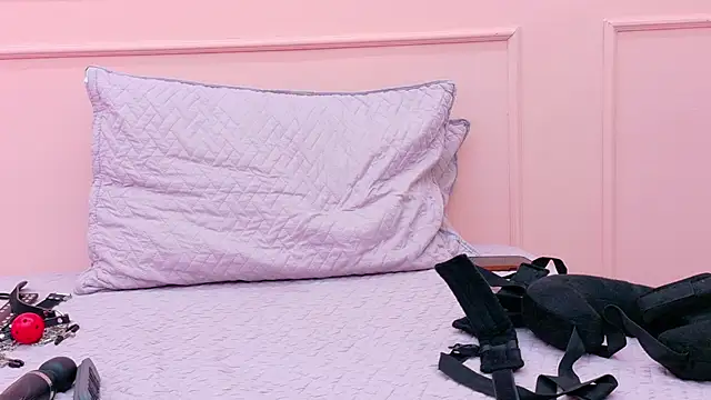 MaddieTease's cam snapshot