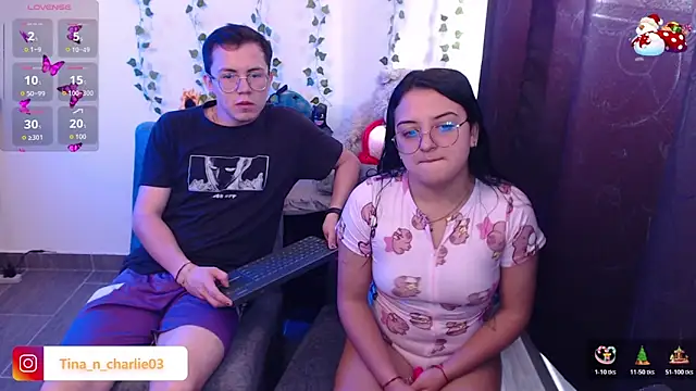 Tina_4_Charlie live sex cam
