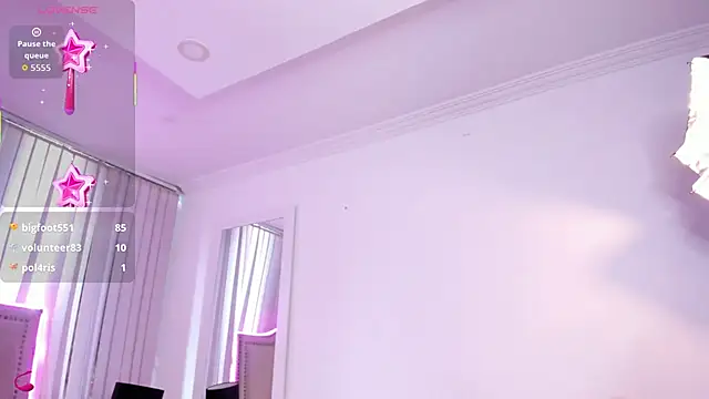 kendra_crow's cam snapshot