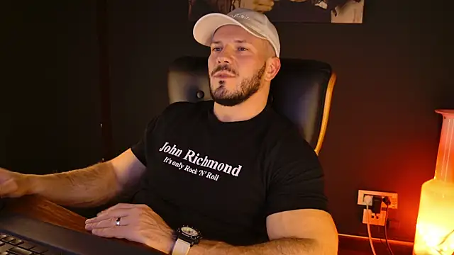 AngeloEric live sex cam