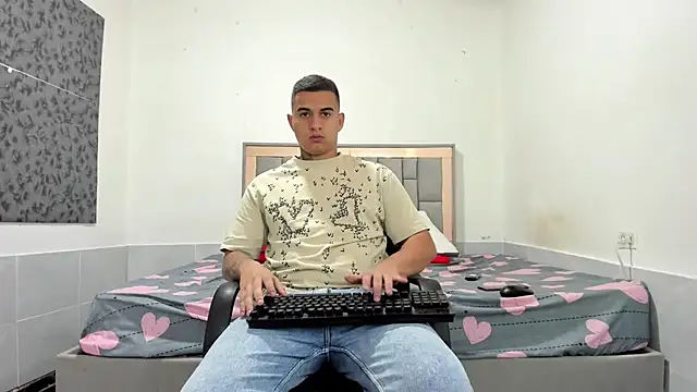 simookeler live sex cam