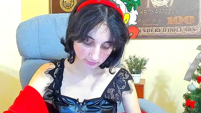 Marri-Stella live sex cam