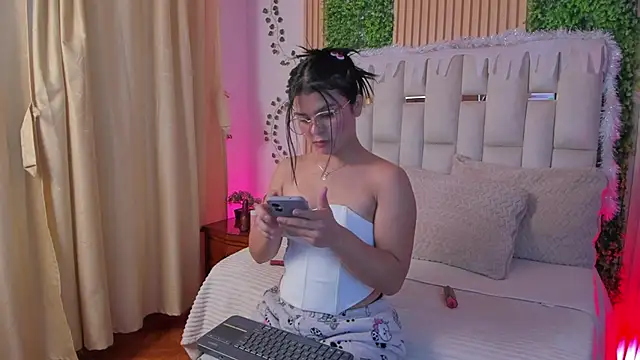 Jade_Nmm's cam snapshot