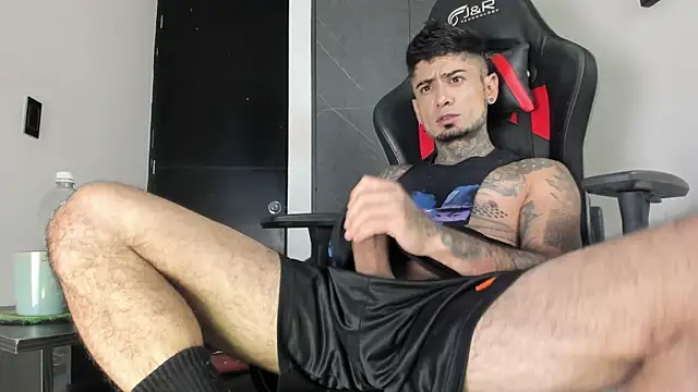 sergiio_mesa27 live sex cam