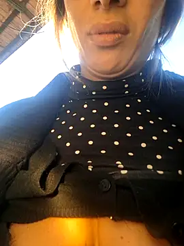 fammefatale1987's cam snapshot