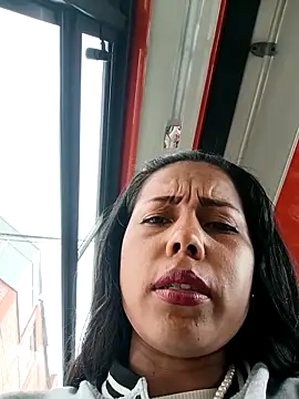 _andrea30 live sex cam