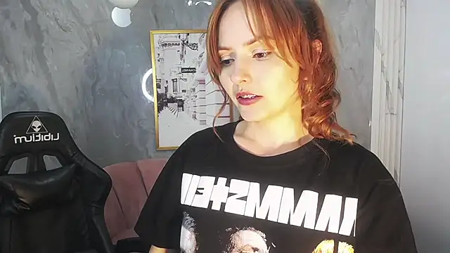 mady0619_ch's cam snapshot