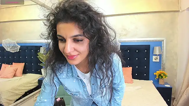 Yasminehot's cam snapshot