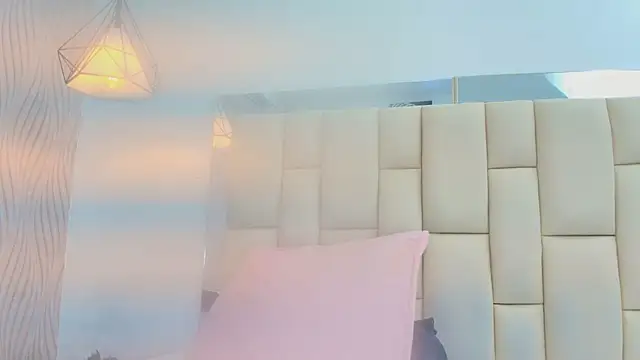 Vero_Temptation's cam snapshot