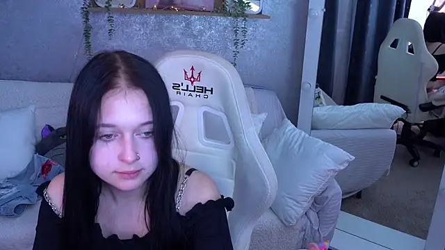 ScarletttMoon's cam snapshot