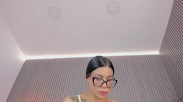 emelie_89's cam snapshot