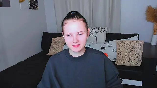 Leila_xxBaby's cam snapshot