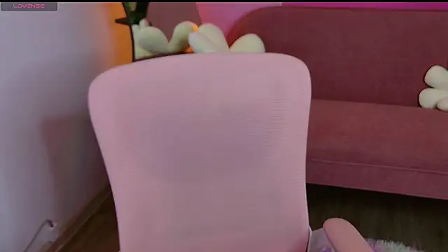 MonikaCarter's cam snapshot