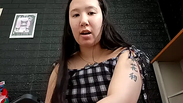 Japabaixinha live sex cam