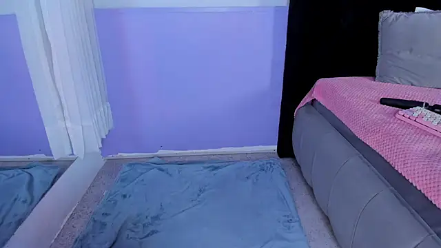 Julieta_Cortes__'s cam snapshot