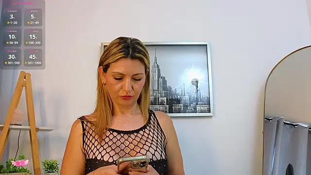 bella__adams's cam snapshot