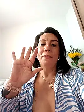 celeste_curvy's cam snapshot