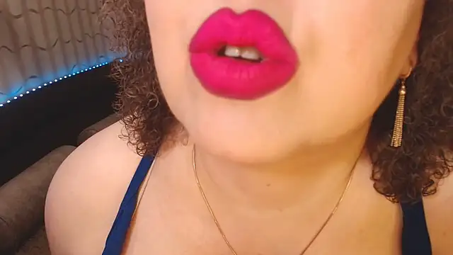 BustyKatty's cam snapshot