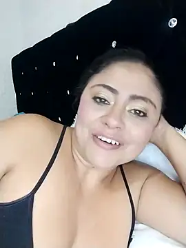 ElizabethWeil's cam snapshot