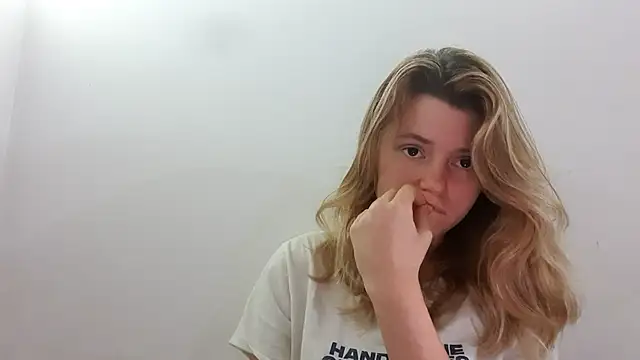 AlanaPostell's cam snapshot