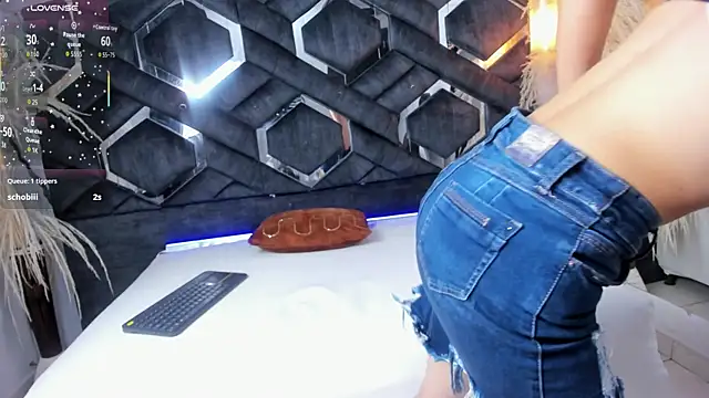 madison_shelby's cam snapshot