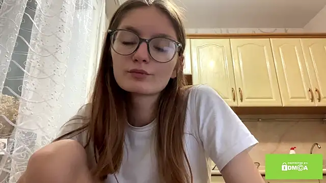 TishGiardino's cam snapshot