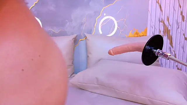 NIKIBUNNY's cam snapshot