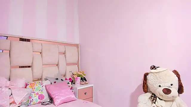 MiaKahali's cam snapshot