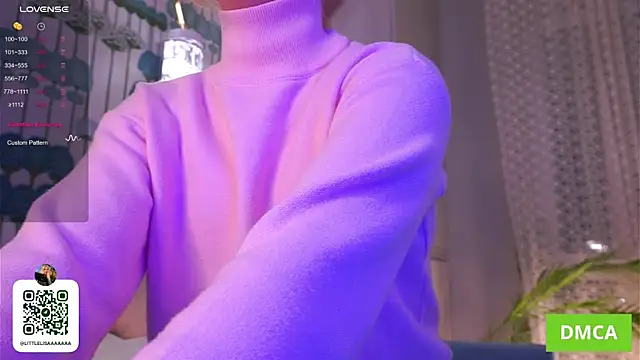 ElizzaBed's cam snapshot