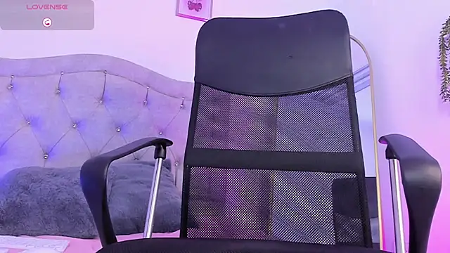 Naomi_Xx's cam snapshot