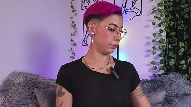 MiaMorgan_'s cam snapshot