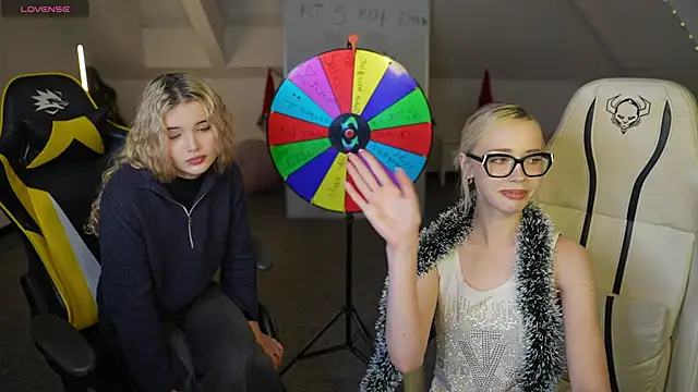 Jessica_start's cam snapshot