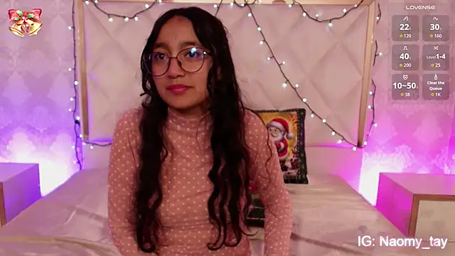 rosee_tay1's cam snapshot