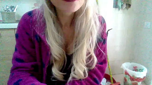 Kelly80's cam snapshot