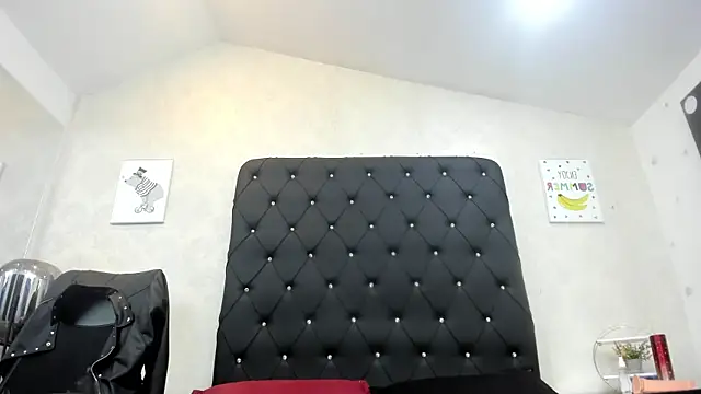 alana_johnson_0's cam snapshot